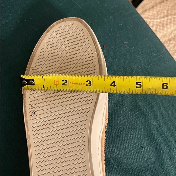 Sparkly Cheatah Print Loafers by INC
Size 8M - Picture 10 of 10